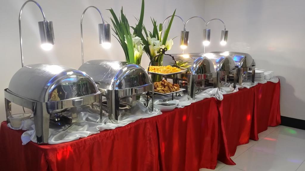 Silver Oaks Suites & Hotel Manila Kültér fotó