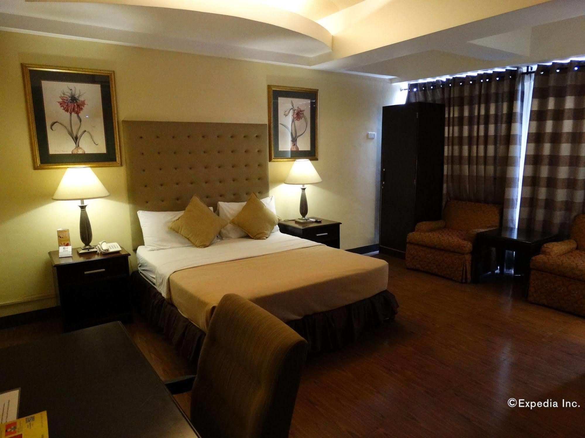 Silver Oaks Suites & Hotel Manila Kültér fotó