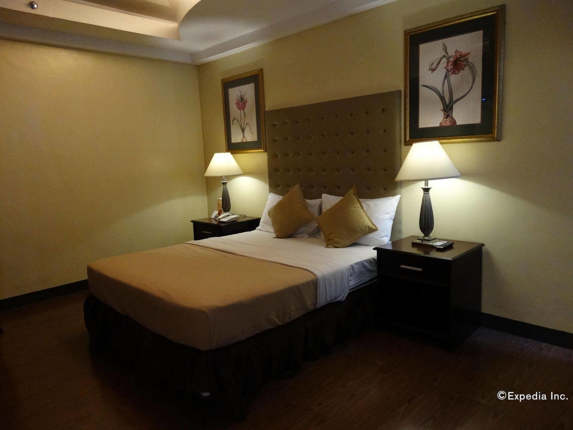 Silver Oaks Suites & Hotel Manila Kültér fotó